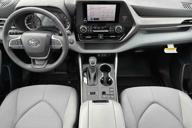 new 2024 Toyota Highlander car, priced at $41,223