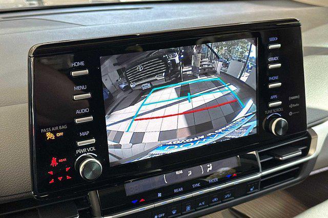new 2024 Toyota Sienna car, priced at $46,430