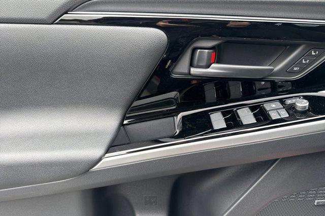 new 2025 Subaru Solterra car, priced at $43,426