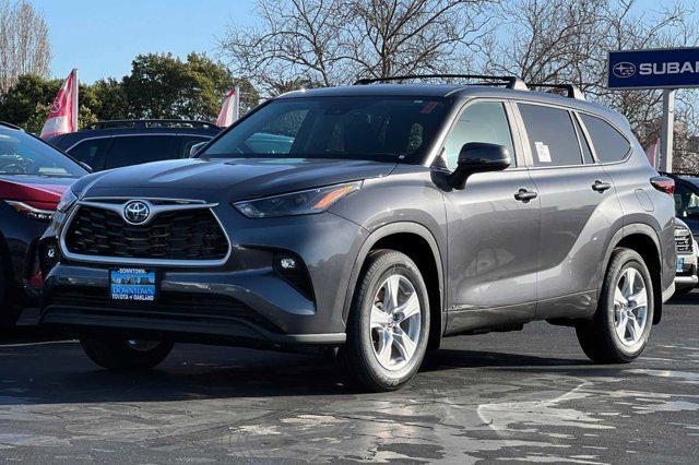 new 2024 Toyota Highlander Hybrid car, priced at $44,423