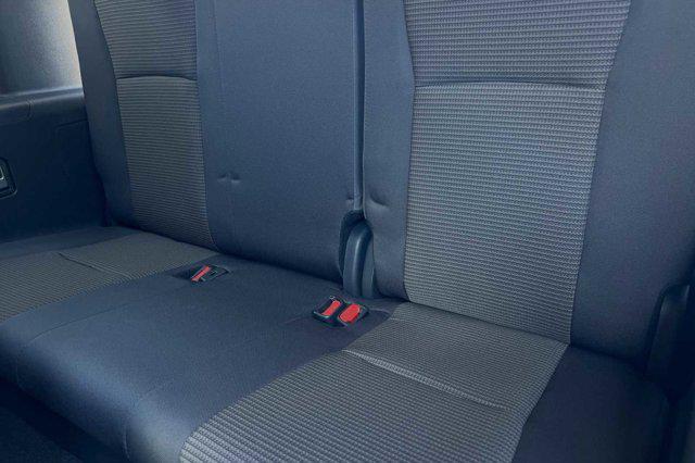 new 2024 Toyota Highlander Hybrid car, priced at $44,423