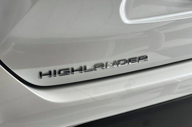 new 2025 Toyota Highlander car, priced at $48,118
