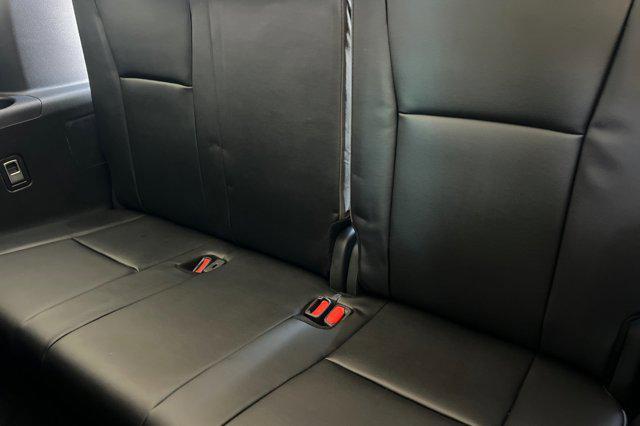 new 2025 Toyota Highlander Hybrid car, priced at $51,640