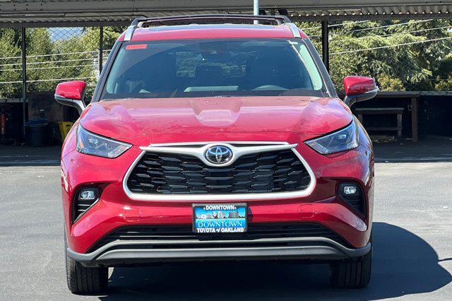 new 2025 Toyota Highlander Hybrid car, priced at $51,640