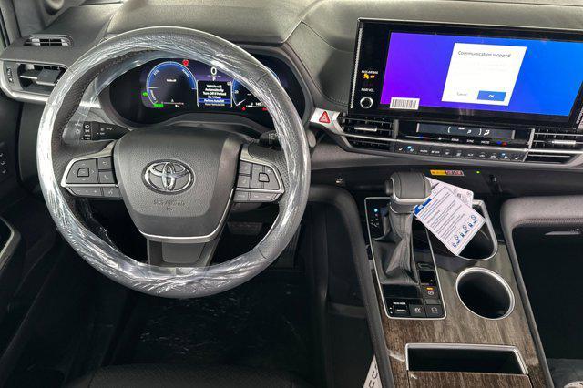 used 2025 Toyota Sienna car