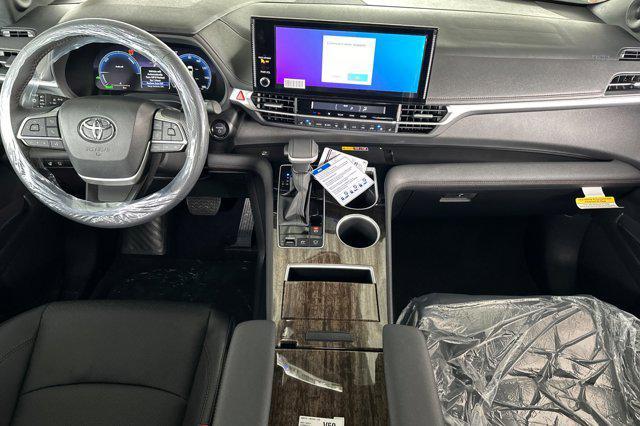 used 2025 Toyota Sienna car