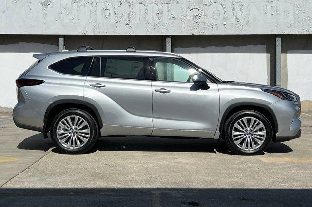 new 2024 Toyota Highlander car, priced at $48,999