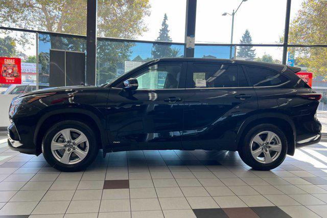 new 2024 Toyota Highlander Hybrid car, priced at $45,137