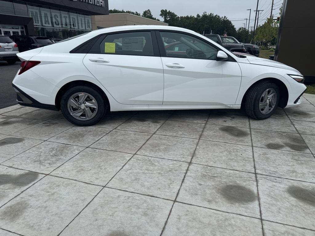 new 2025 Hyundai Elantra car, priced at $23,820