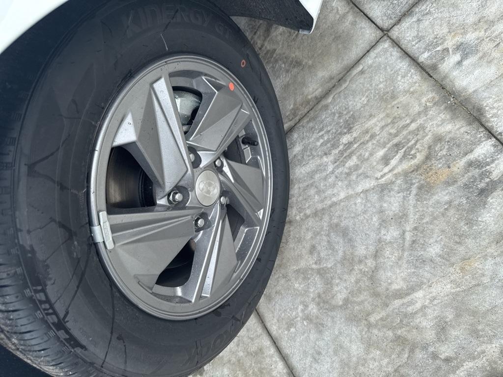 new 2025 Hyundai Elantra car, priced at $23,820