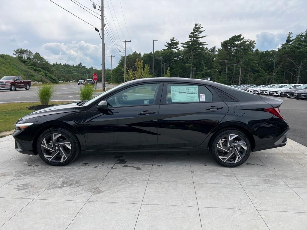 new 2025 Hyundai Elantra car, priced at $22,420