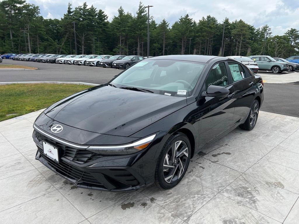 new 2025 Hyundai Elantra car, priced at $22,420