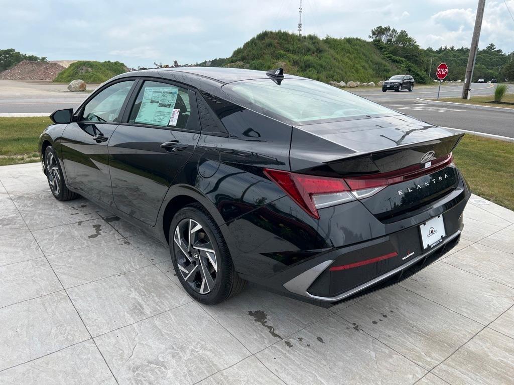 new 2025 Hyundai Elantra car, priced at $22,420