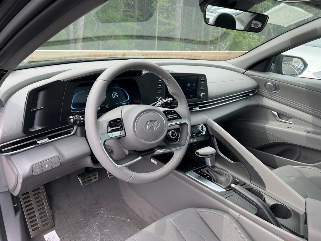 new 2025 Hyundai Elantra car, priced at $22,420