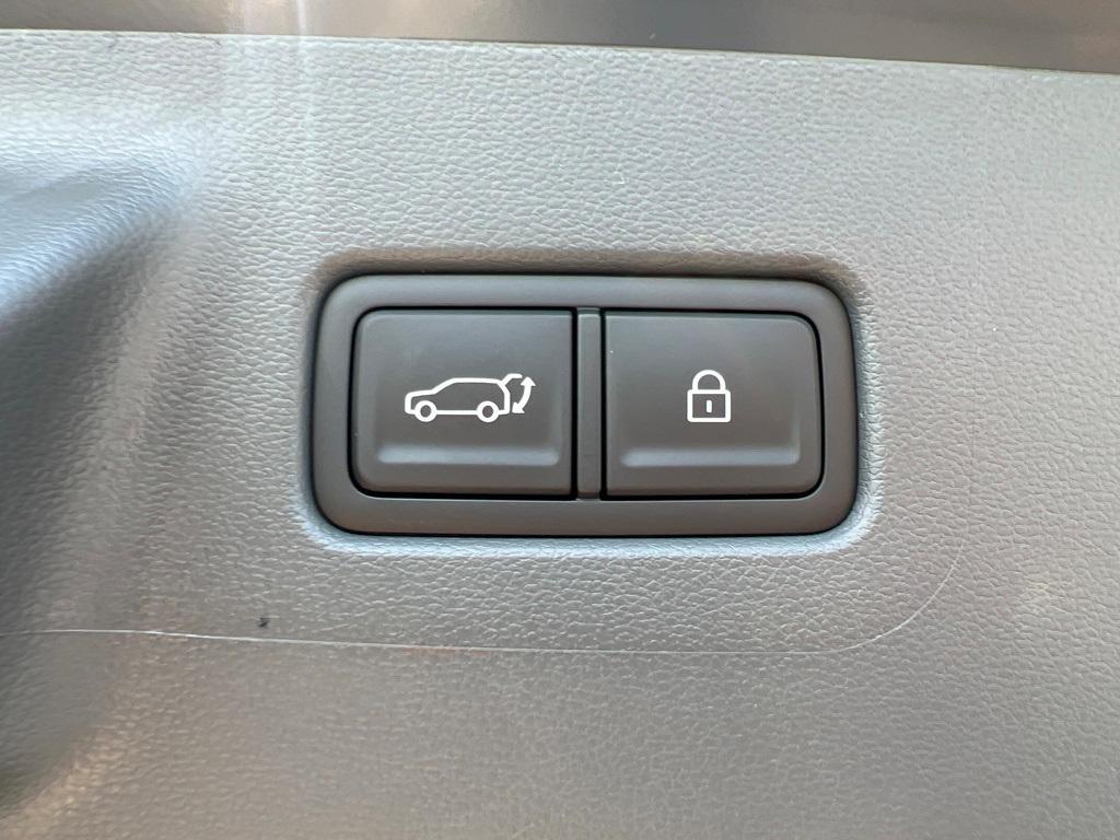new 2025 Hyundai Santa Fe car, priced at $40,455