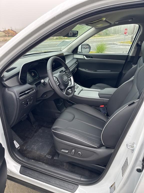 new 2025 Hyundai Palisade car, priced at $43,925