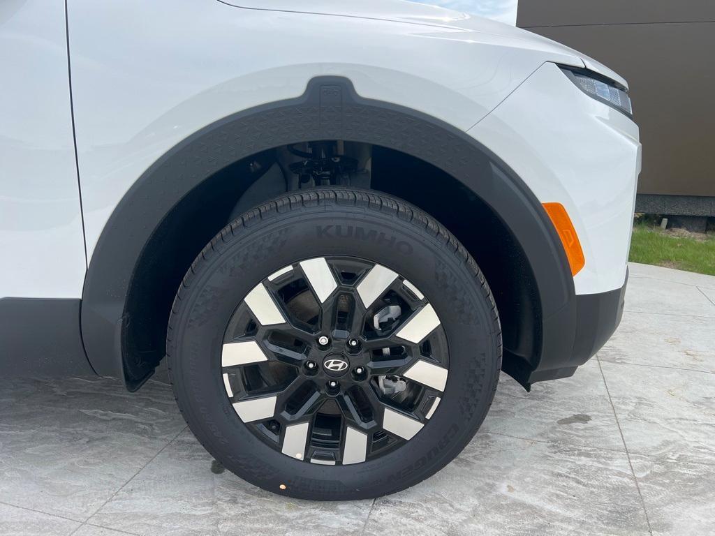 new 2025 Hyundai SANTA CRUZ car, priced at $30,630
