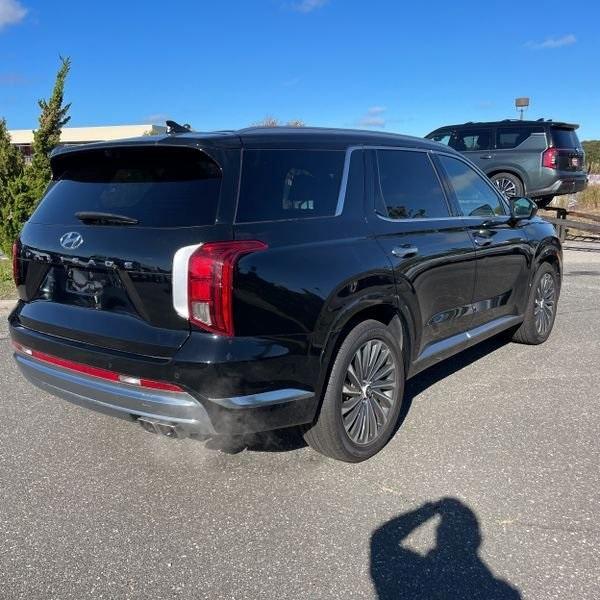 used 2024 Hyundai Palisade car, priced at $37,298
