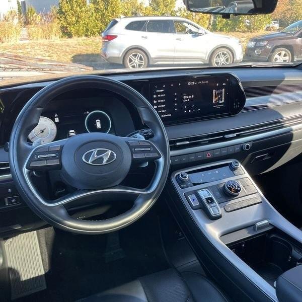 used 2024 Hyundai Palisade car, priced at $37,298