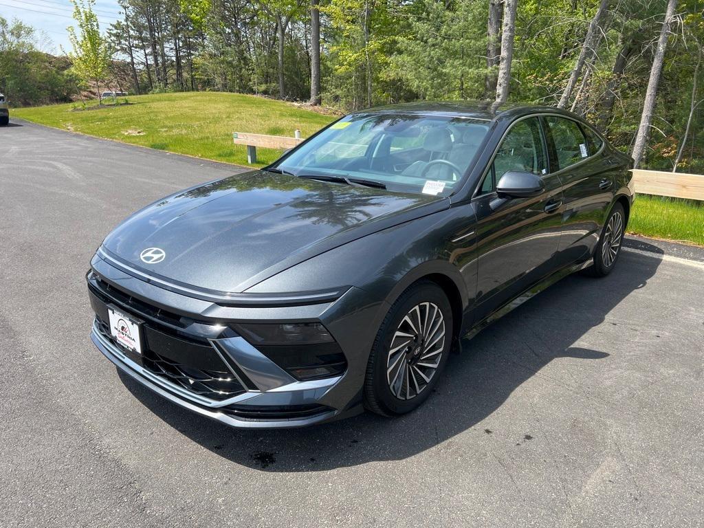 used 2024 Hyundai Sonata Hybrid car, priced at $26,198