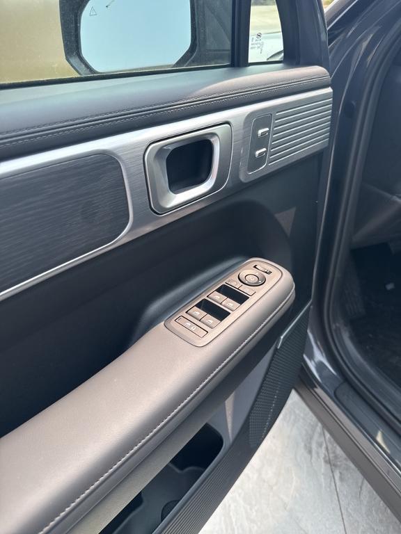 new 2025 Hyundai SANTA FE HEV car, priced at $49,025