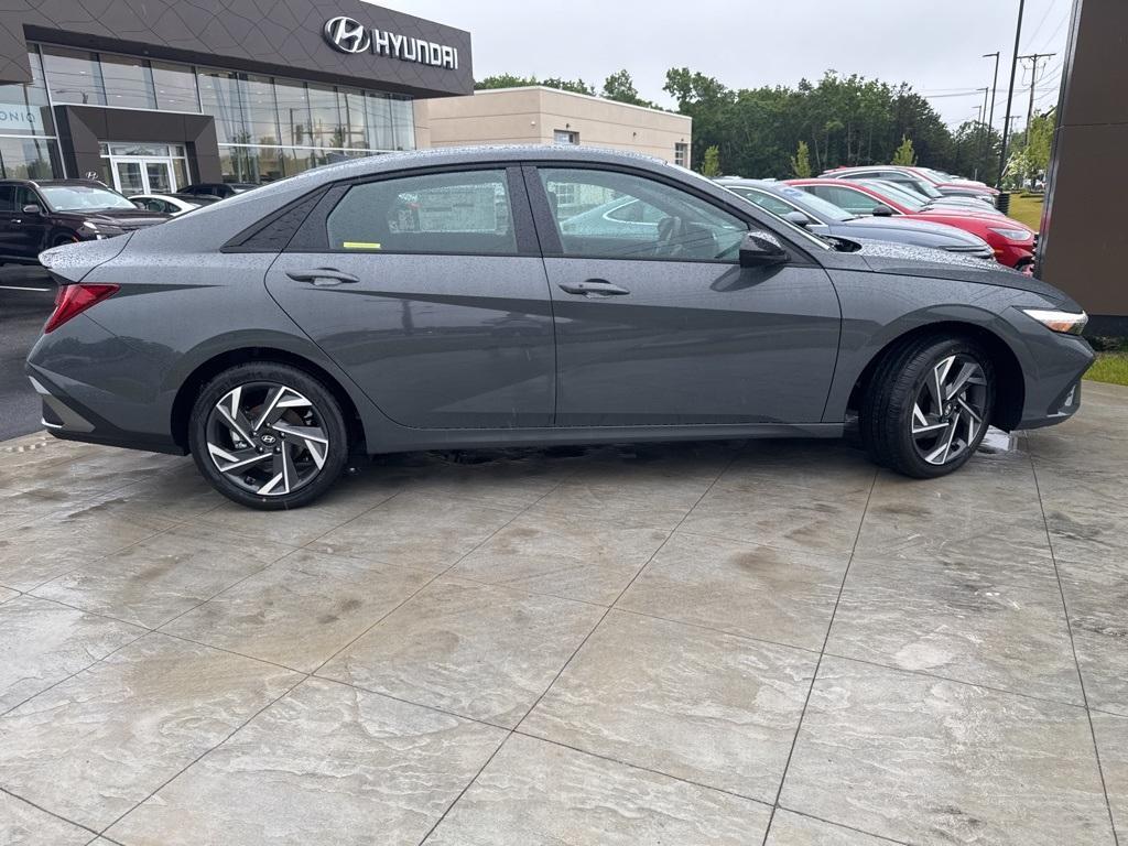 new 2025 Hyundai ELANTRA HEV car, priced at $29,255