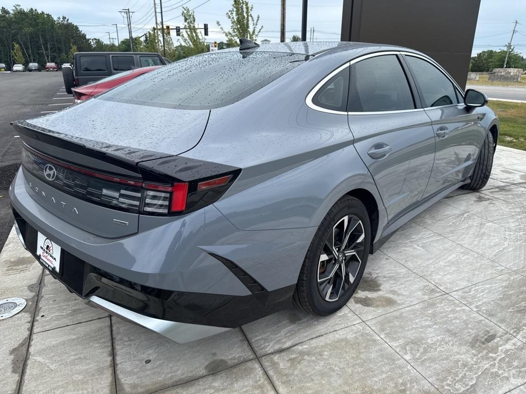 used 2024 Hyundai Sonata car, priced at $23,998