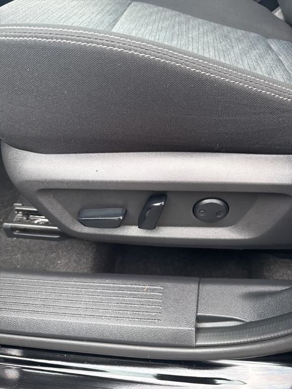 used 2021 Nissan Rogue car, priced at $22,298