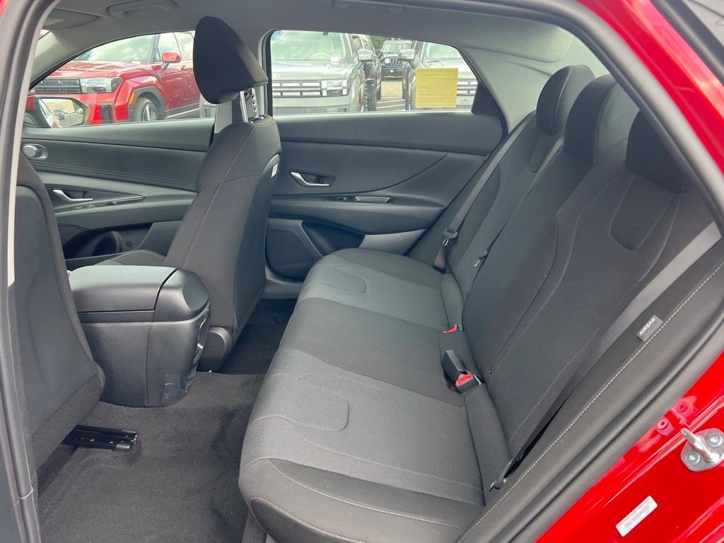 new 2025 Hyundai Elantra car, priced at $22,365