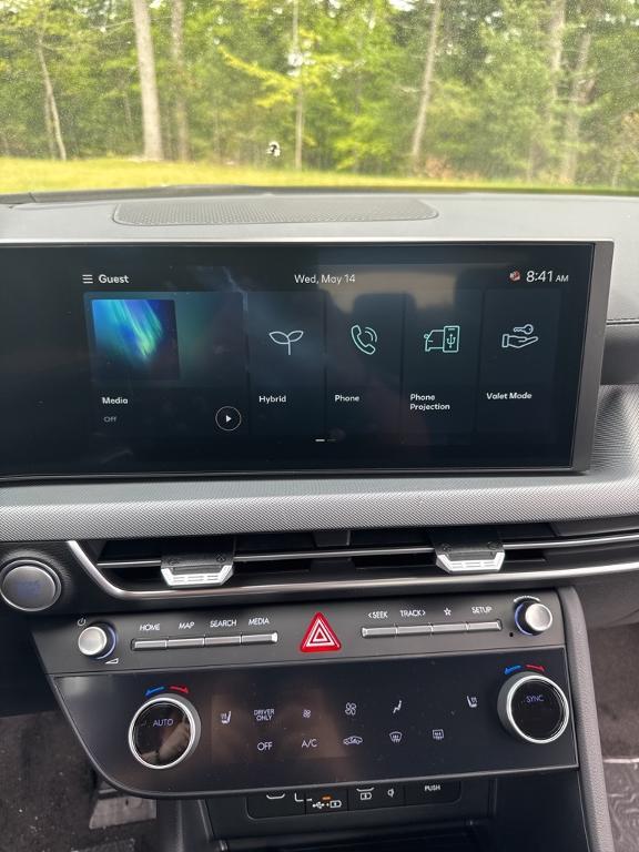 new 2025 Hyundai Sonata Hybrid car, priced at $32,110