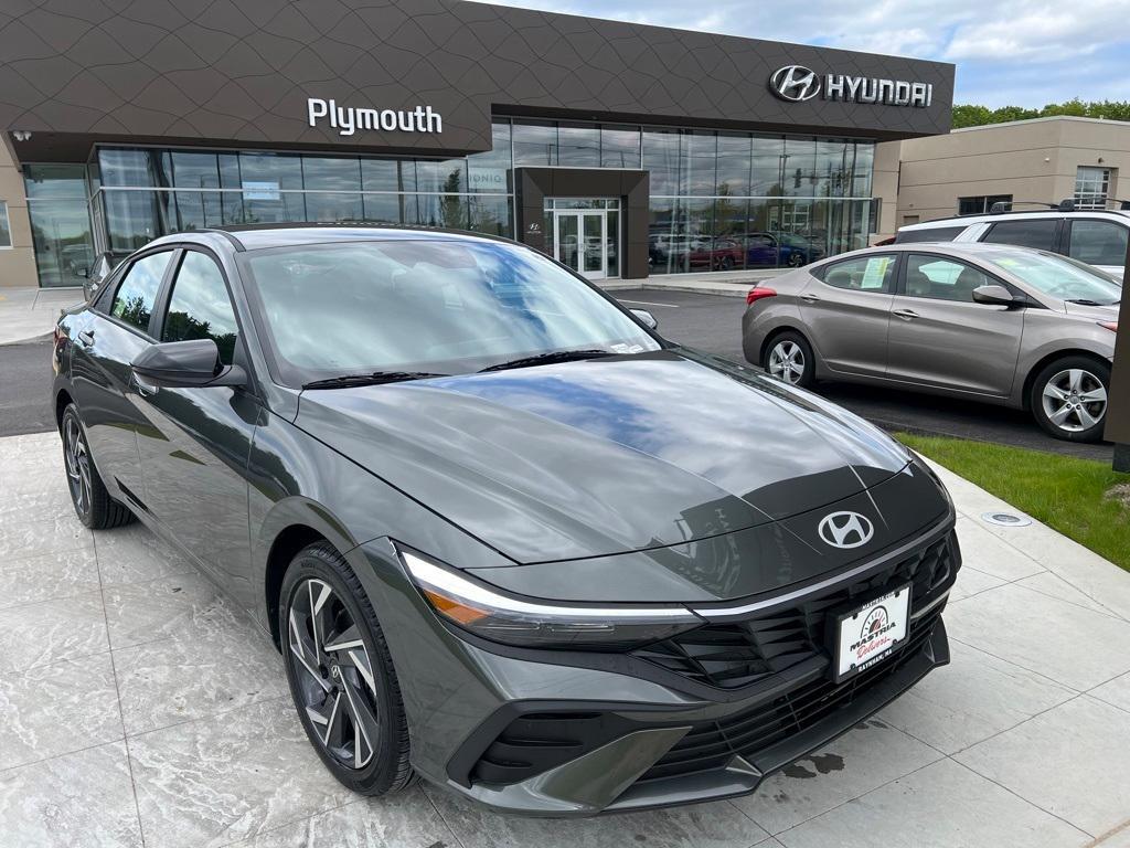 used 2025 Hyundai Elantra car, priced at $22,598