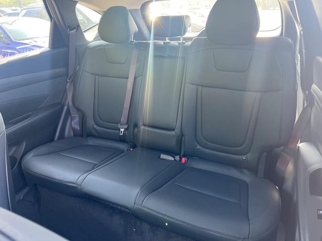 new 2025 Hyundai TUCSON Hybrid car, priced at $36,490