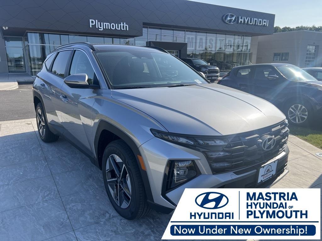 new 2025 Hyundai TUCSON Hybrid car, priced at $36,490
