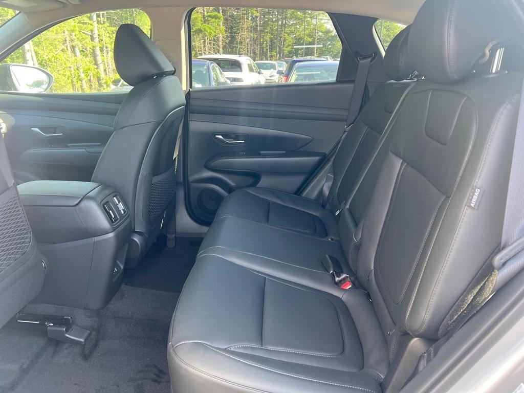 new 2025 Hyundai TUCSON Hybrid car, priced at $36,490