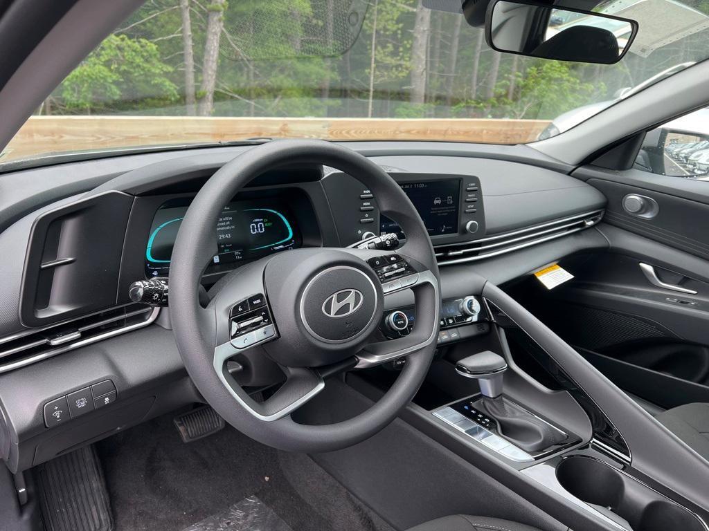 new 2025 Hyundai ELANTRA HEV car, priced at $26,645