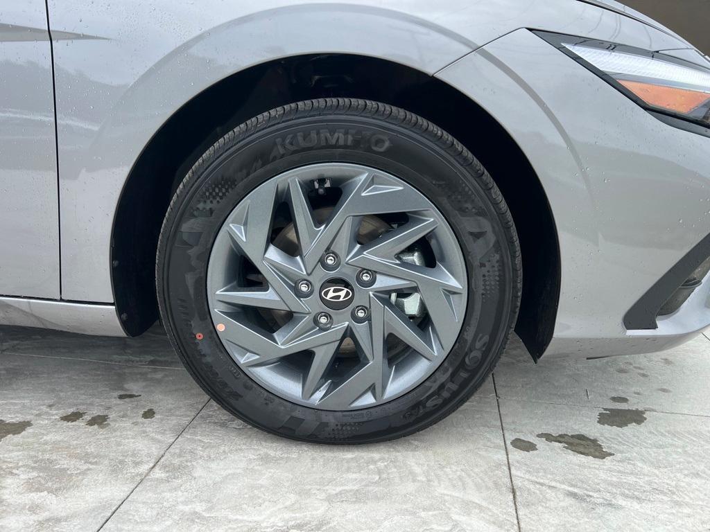 new 2025 Hyundai ELANTRA HEV car, priced at $26,645