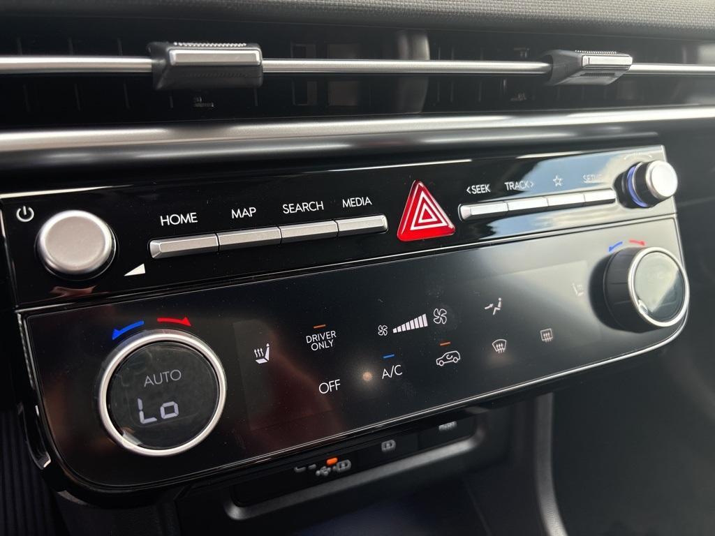 new 2025 Hyundai TUCSON Hybrid car, priced at $37,075