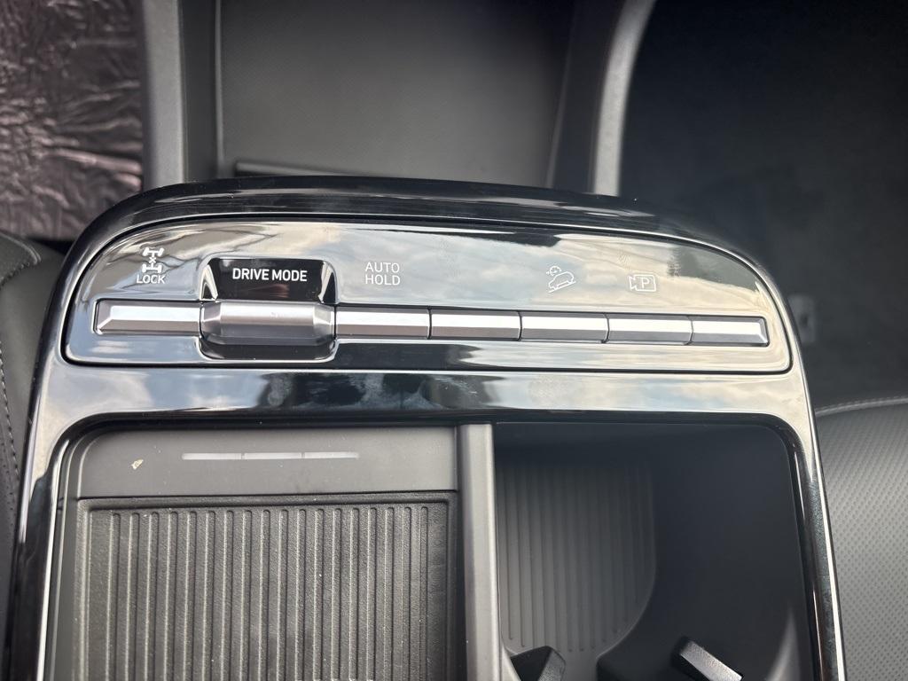 new 2025 Hyundai TUCSON Hybrid car, priced at $37,075