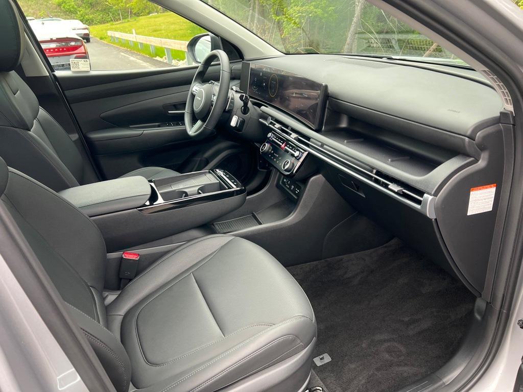 used 2025 Hyundai TUCSON Hybrid car, priced at $34,498