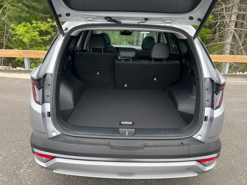used 2025 Hyundai TUCSON Hybrid car, priced at $34,498