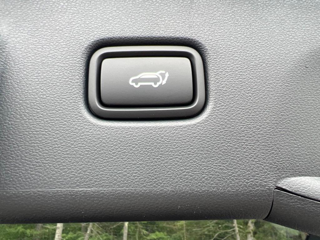 new 2025 Hyundai TUCSON Hybrid car, priced at $39,040