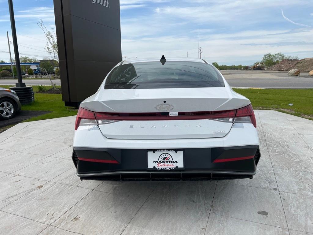 new 2025 Hyundai Elantra car, priced at $27,870