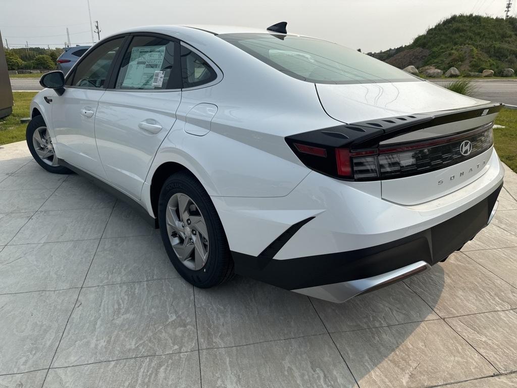new 2025 Hyundai Sonata car, priced at $28,260
