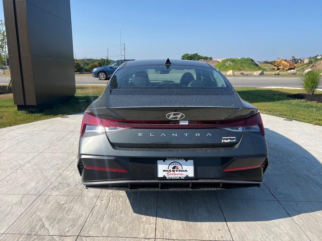 new 2025 Hyundai Elantra car, priced at $25,945