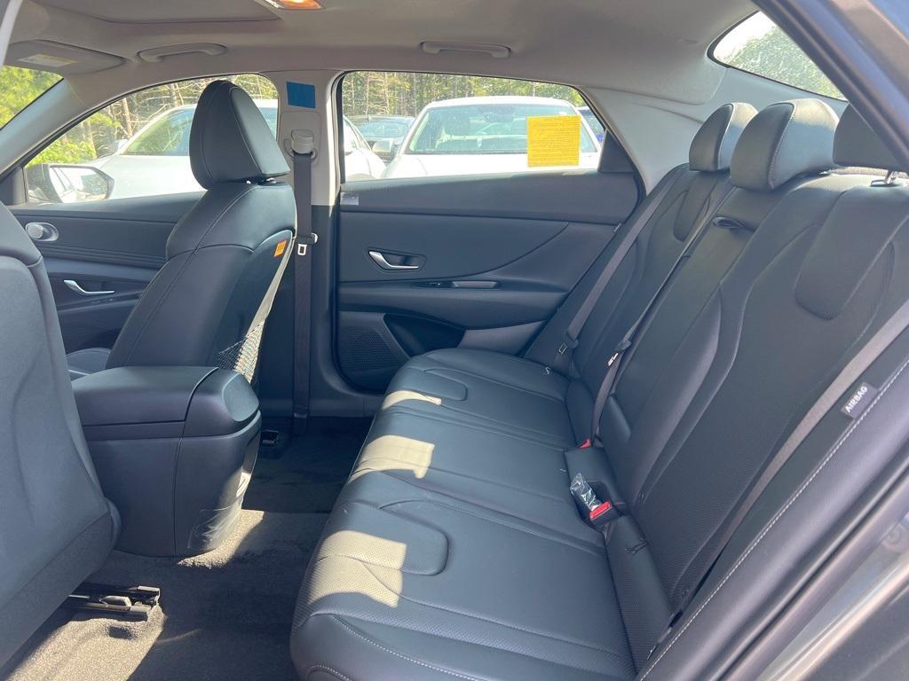 new 2025 Hyundai Elantra car, priced at $25,945