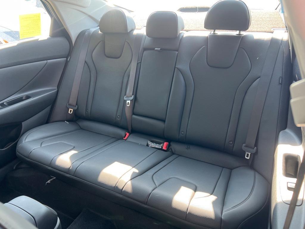 new 2025 Hyundai Elantra car, priced at $25,945