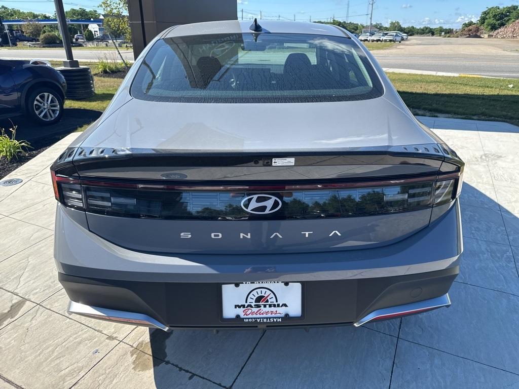 new 2025 Hyundai Sonata car, priced at $28,780