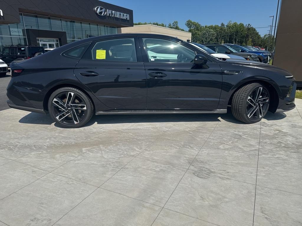 new 2025 Hyundai Sonata car, priced at $37,320