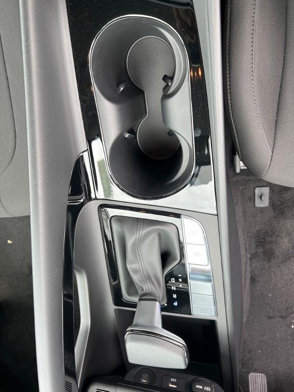 new 2025 Hyundai ELANTRA HEV car, priced at $26,645