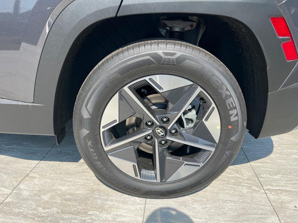 new 2025 Hyundai TUCSON Hybrid car, priced at $37,915